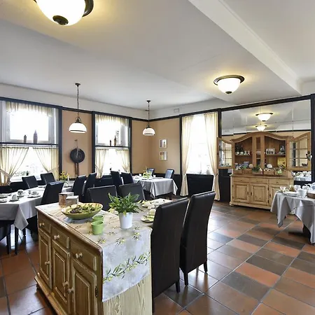 Lindenbusch 3*